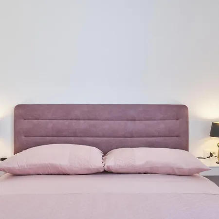 Nevera Apartment Split